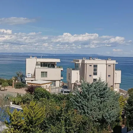 Via Sunride 2 - Maisonette By The Sea Lejlighed